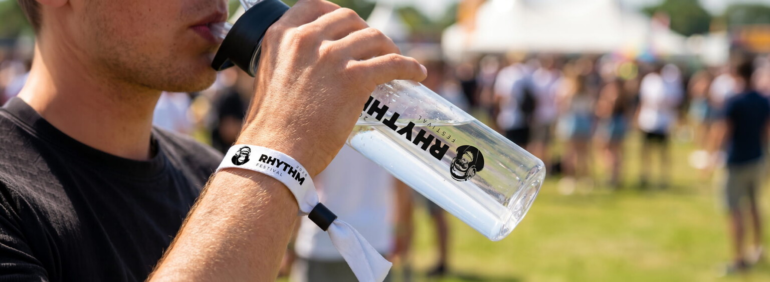 Festival Merchandise: How Promotional Products Maximise Engagement at Summer Festivals